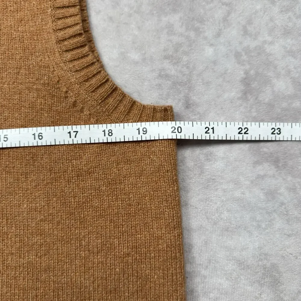 Vintage Banana Republic Wool Cashmere Angora Sweater Vest Mens Sz. S Camel Brown